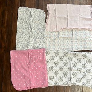 Swaddle blankets lot - girls